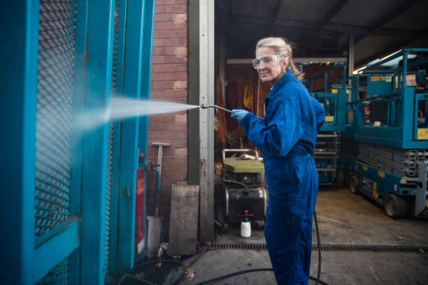 Best Residential Pressure Washing Services  in Metropolis, IL